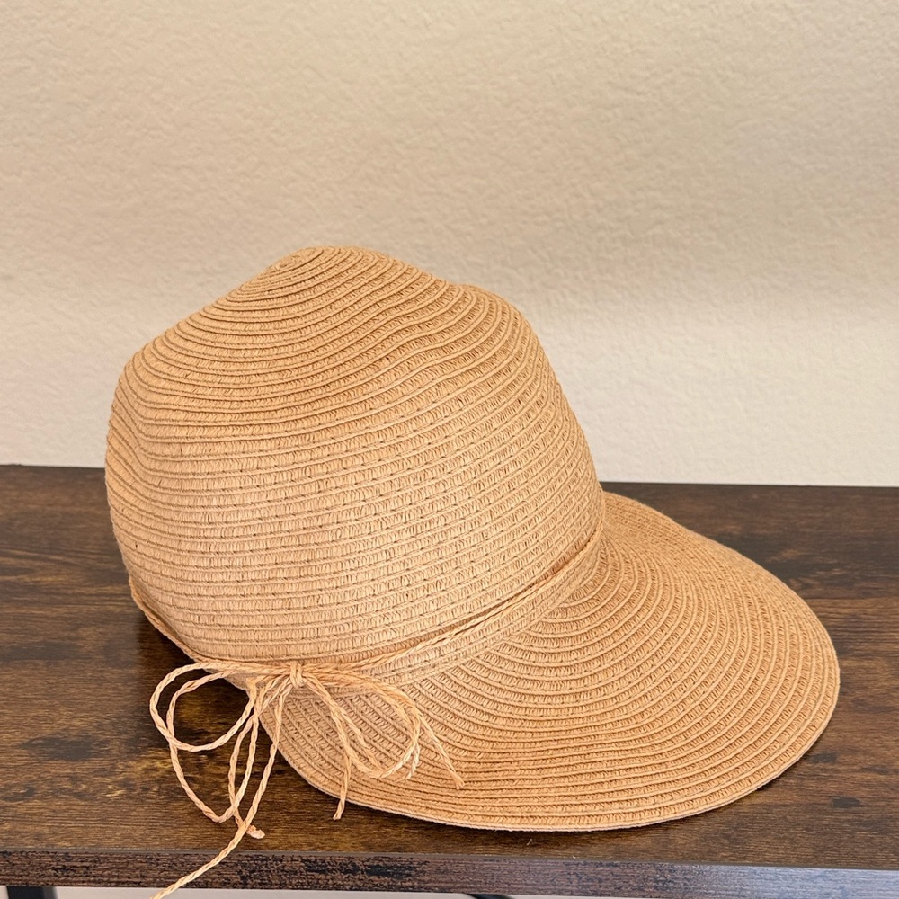Tan Straw Cap with Bow Accent